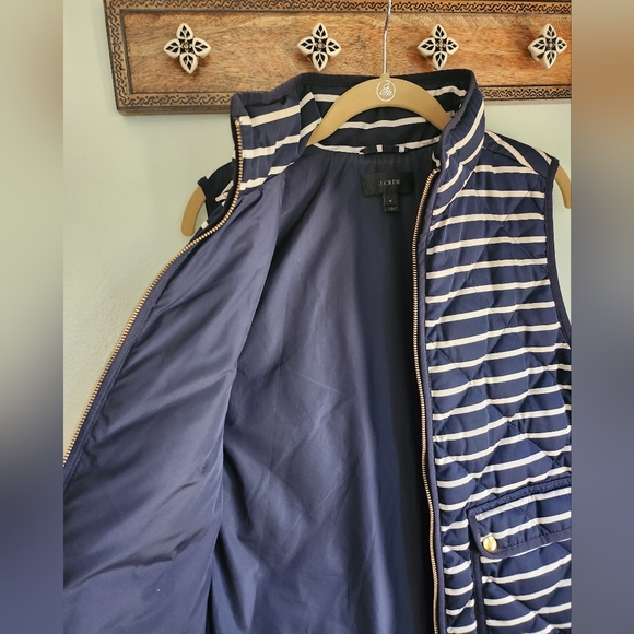 J CREW Women Navy Blue Striped Quilted Puffer Vest SIZE M - Picture 4 of 4